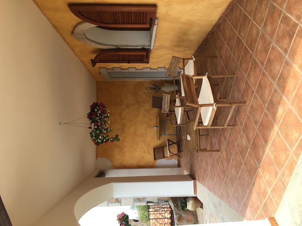 Bed & Breakfast I Mari Di Gallura And *